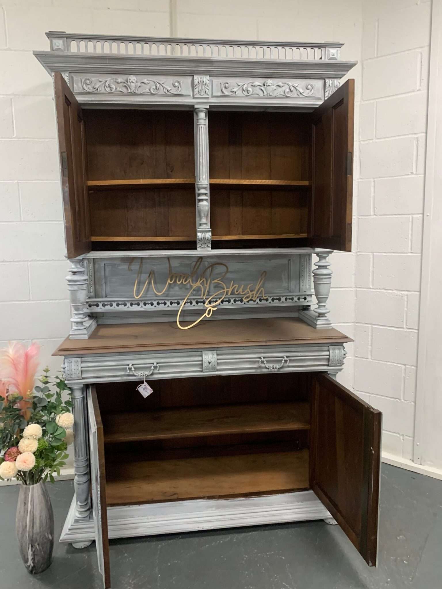 Wood n Brush - vintage draws